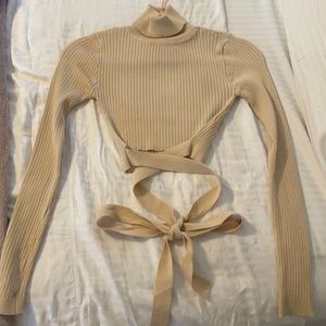 Turtle neck crop top